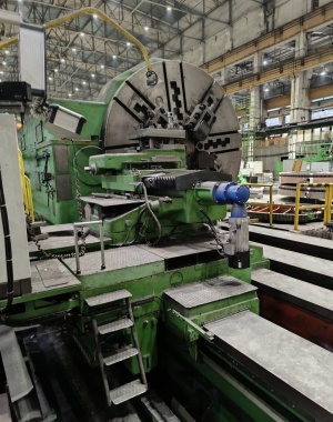 Тяжелый токарный станок 1682а