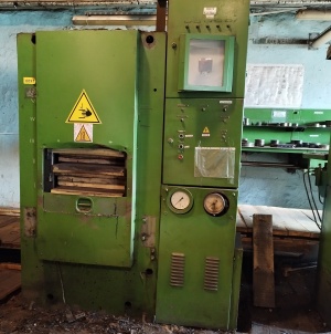 Пресс вулканизационный 250-600 2э