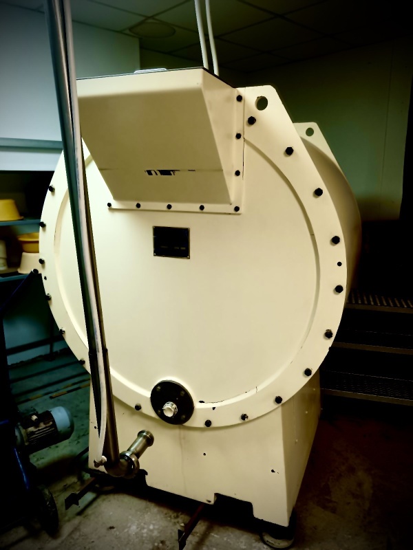 Автоматическая конш-машина для измельчения шоколада