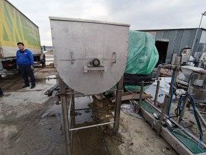 Смеситель сыпучих 1000л с транспортером