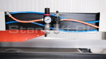 Блок подготовки воздуха с манометром