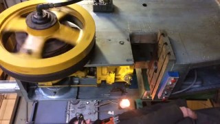 Пресс кривошипный КД2126 (40 тонн)