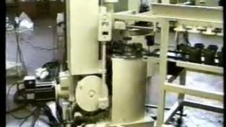 Автоматический пресс для производства кашпо, мод. UFV 100